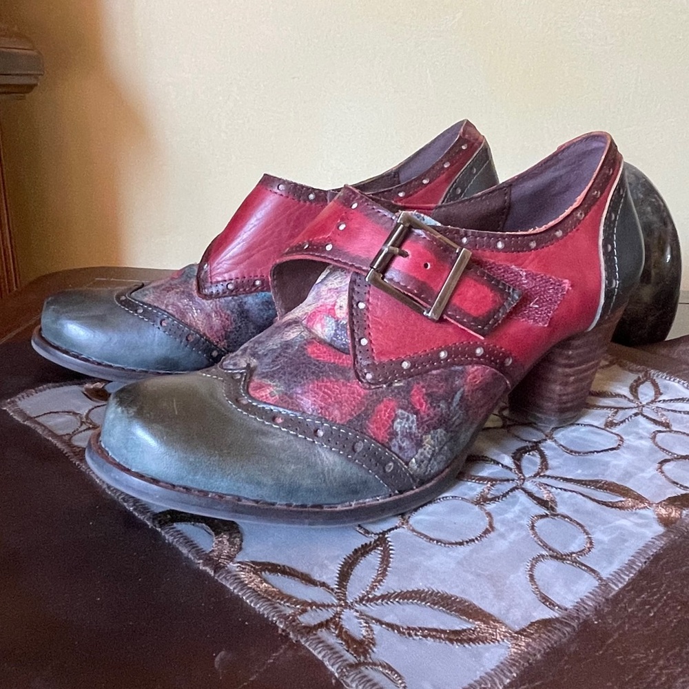 L'ATISTE Multi coloured Leather Loafers l